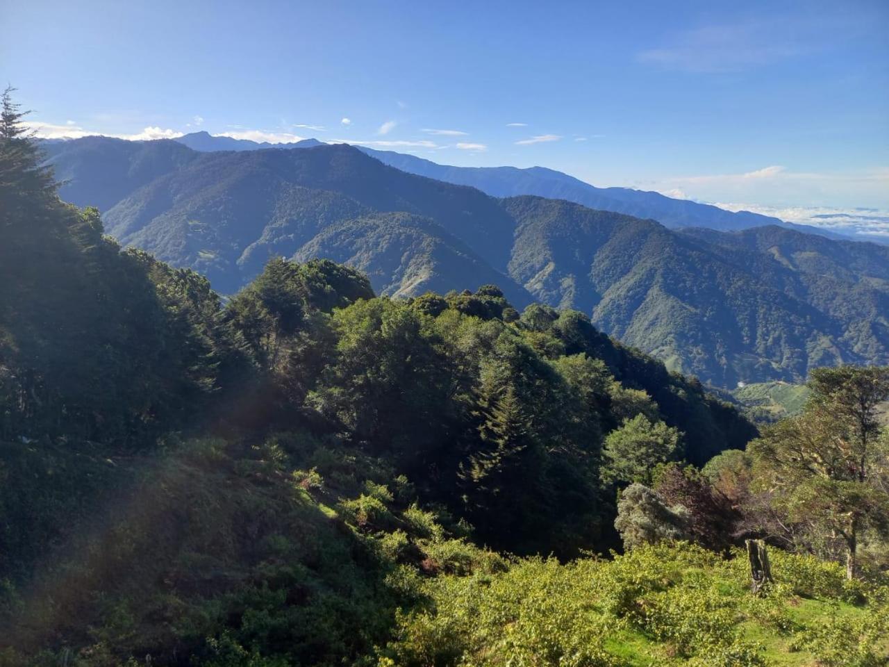 فندق Glamping Jaulares Mountain Rivas الغرفة الصورة